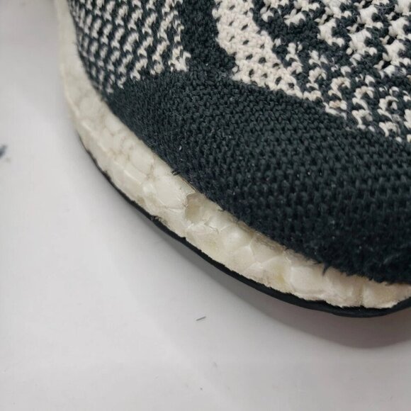 Adidas Ultra BOOST 5.0 DNA Oreo Black White FY9348 Men's Size 8.5 Pre-owned - Picture 7 of 10